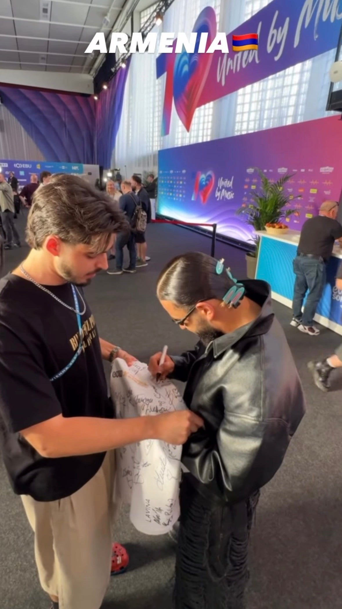 'THE JERSEY' CAMISETA AUTOGRAFIADA EUROVISION 2026